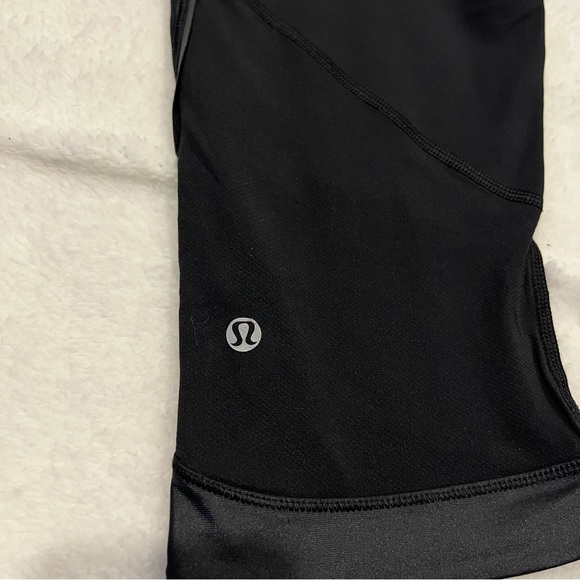Lululemon Chase Me Crop II - Picture 12 of 15